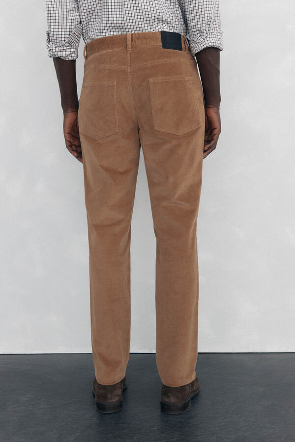 Pedro del Hierro Pantal&oacute;n 5 bolsillos pana slim fit Marr&oacute;n