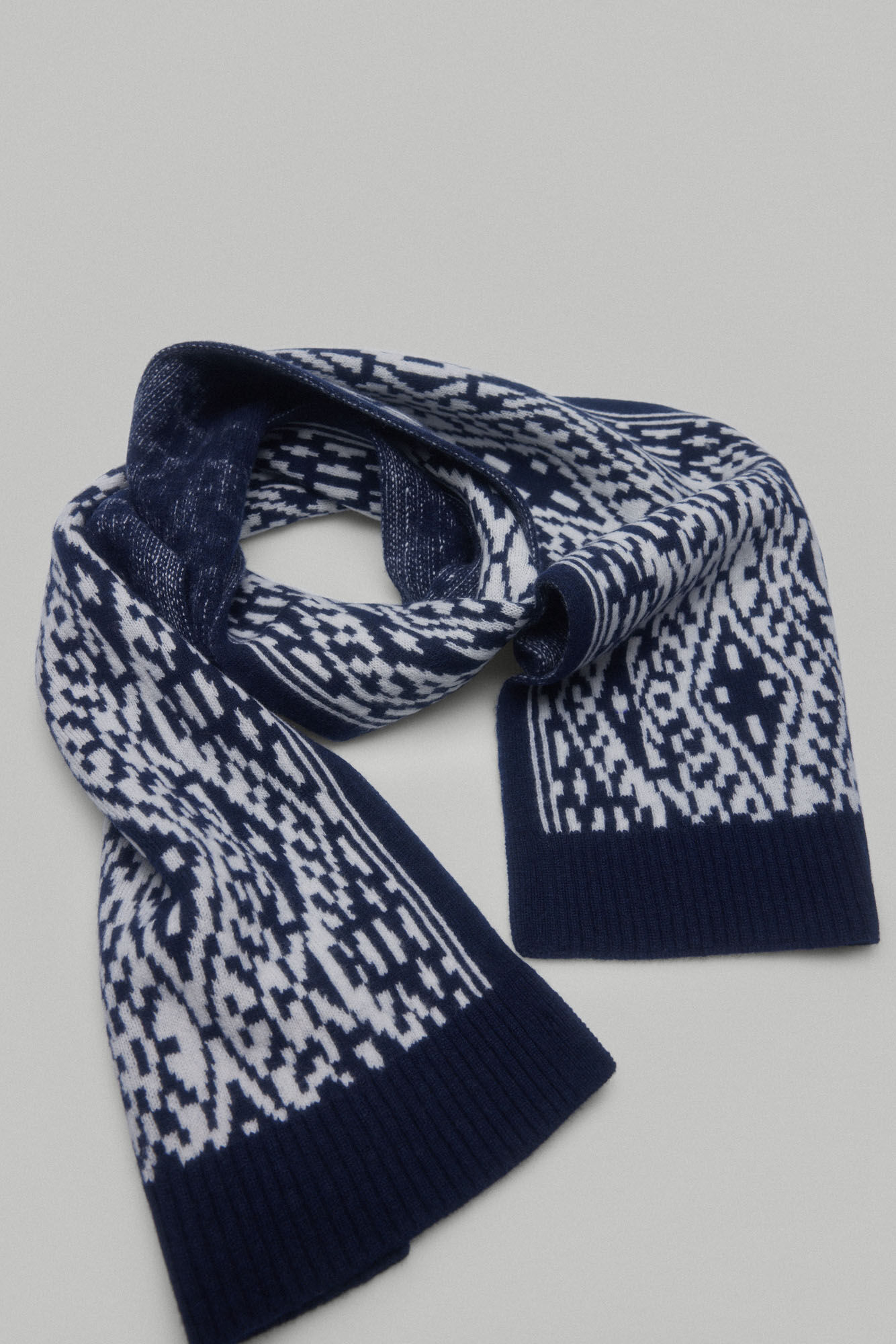 Pedro del Hierro Cachecol de malha jacquard