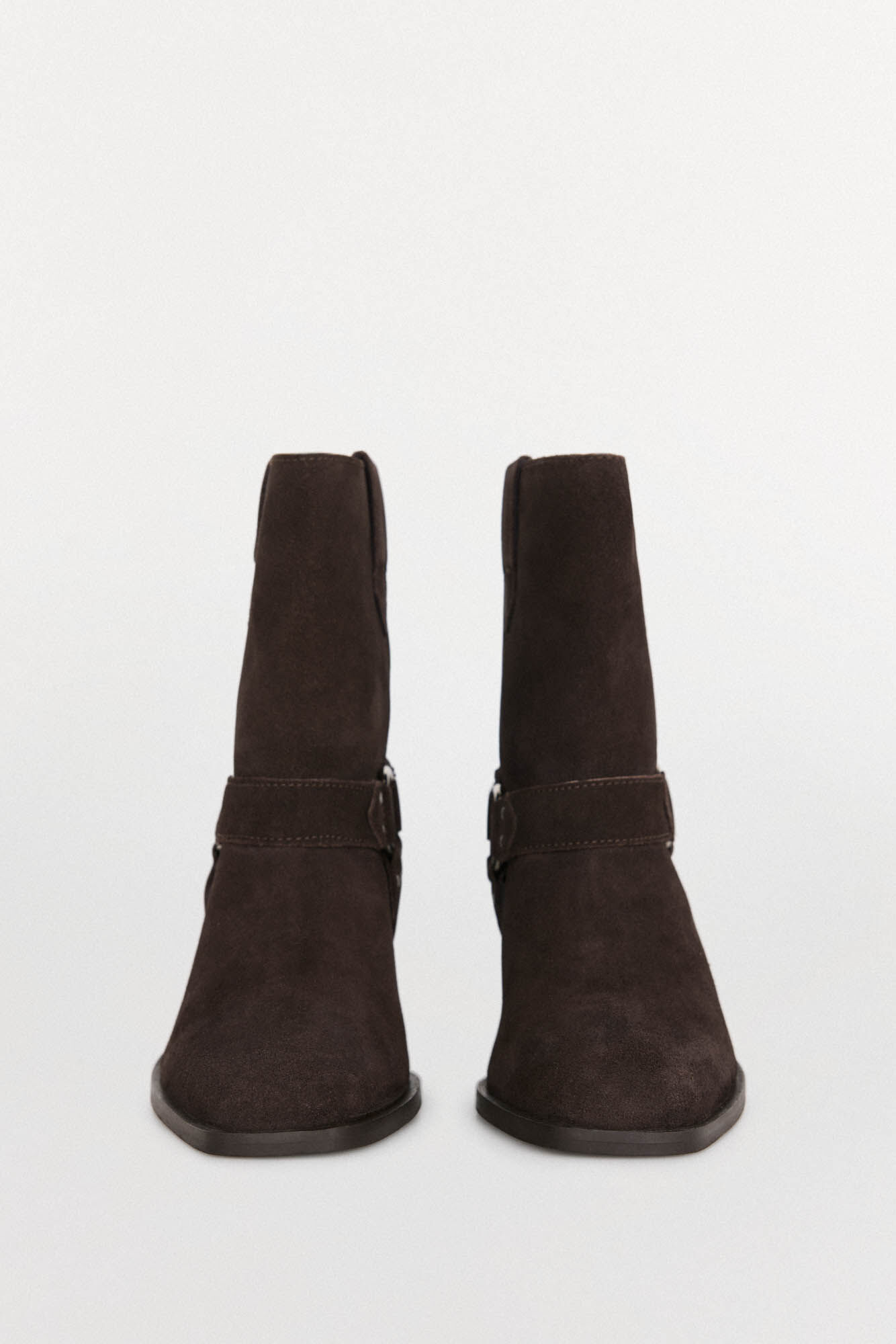 Pedro del Hierro Botins de pele de cowboy com aro e tachas