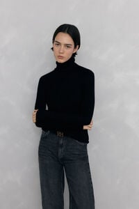 Pedro del Hierro Jersey cuello cisne b&aacute;sico ochitos