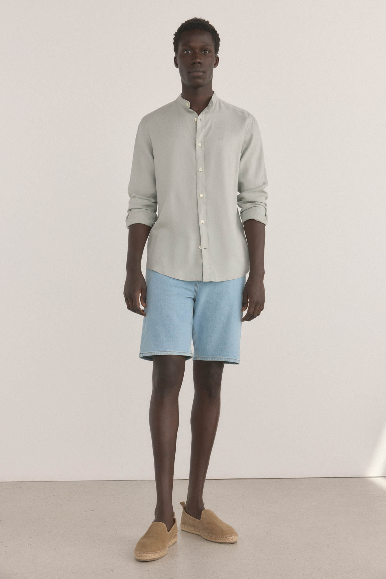 Pedro del Hierro Bermuda vaquera super ligera clara