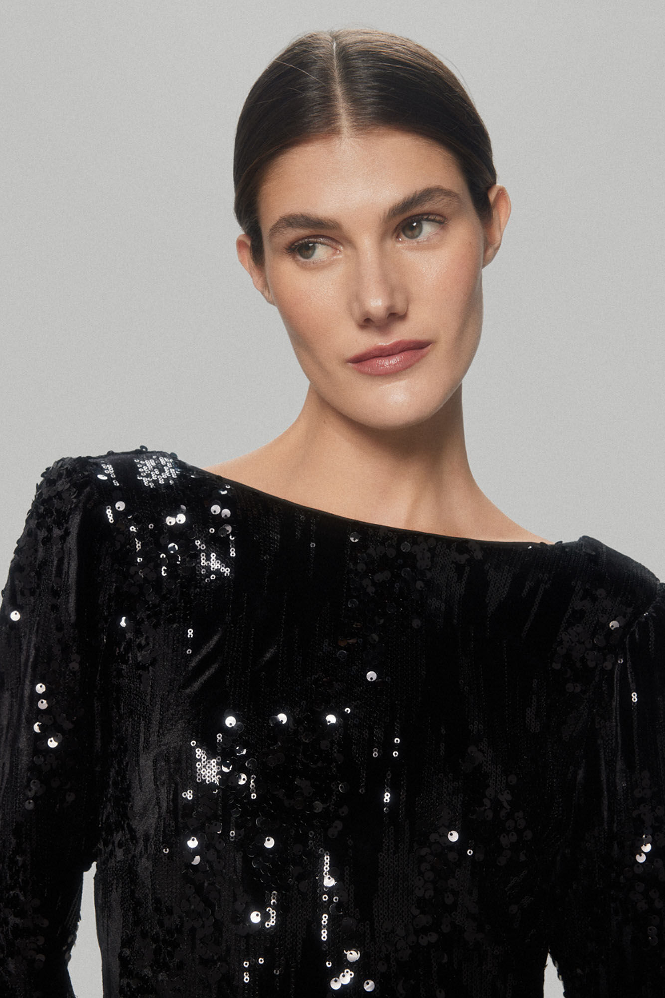 Pedro del Hierro Vestido de terciopelo y lentejuelas