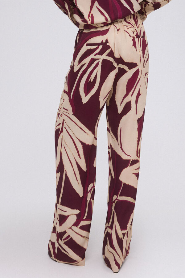 TFP by Tamara Falc&oacute; Pantal&oacute;n pijamero estampado Burdeos