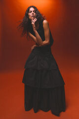 Pedro del Hierro Falda larga volantes Negro