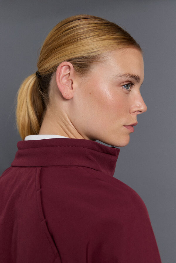 Pedro del Hierro Cortavientos golf Rojo