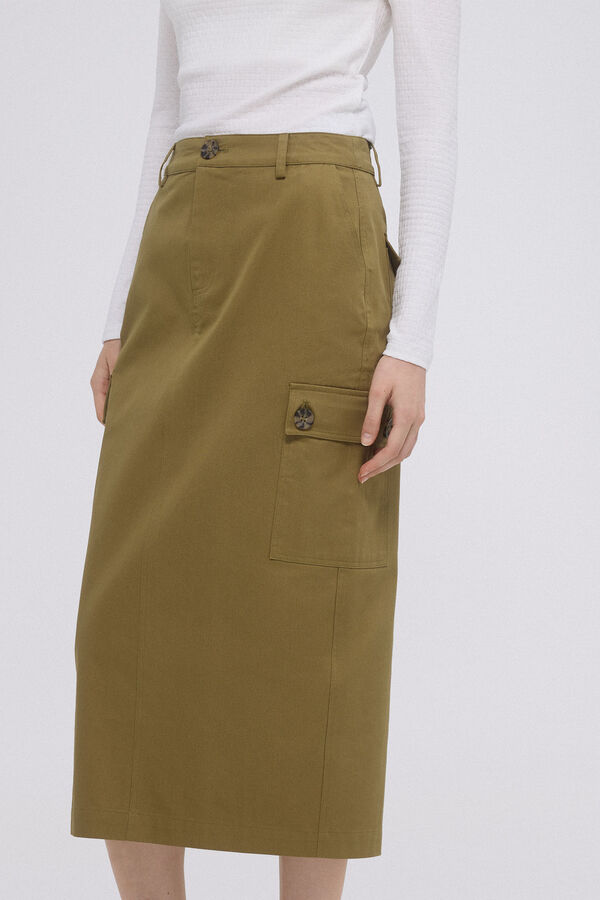 Pedro del Hierro Falda cargo Verde