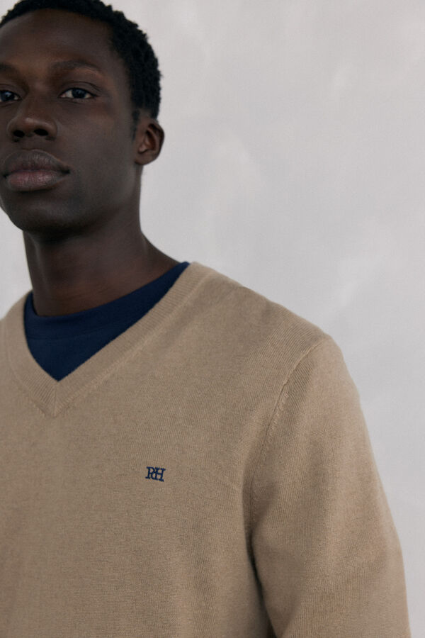 Pedro del Hierro Jersey cuello pico lana merino y cashmere Beige