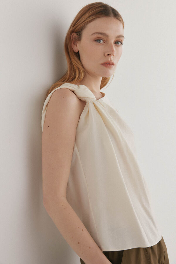 Pedro del Hierro Top detalle nudo Crudo