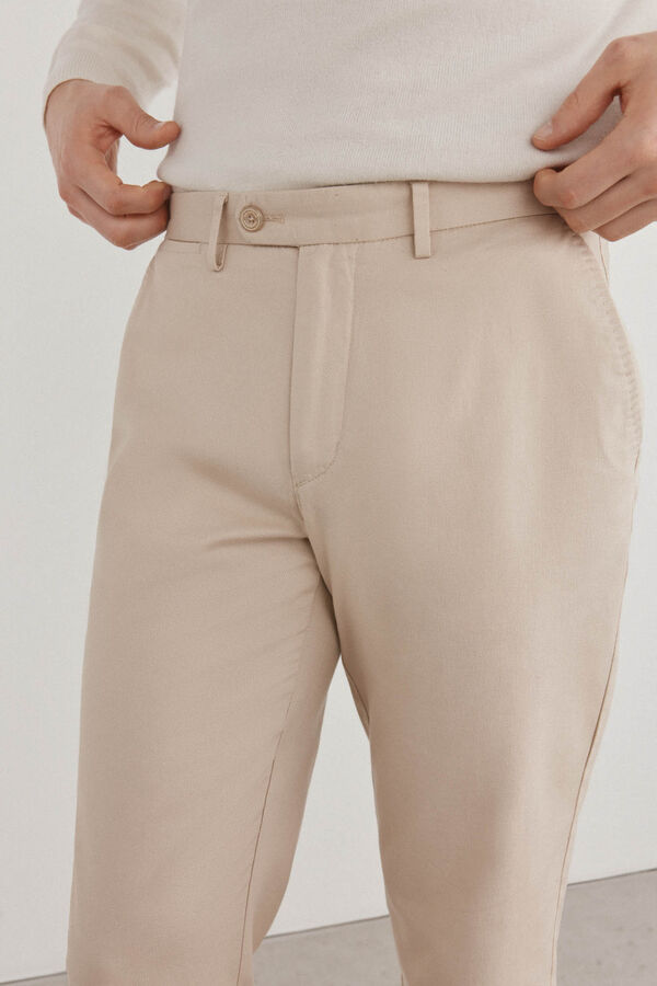 Pedro del Hierro Pantal&oacute;n chino lino regular fit Beige