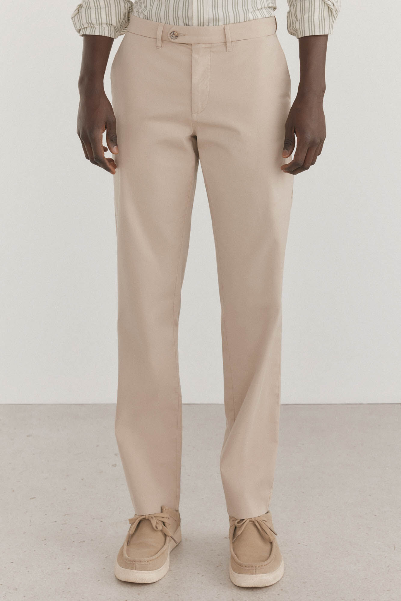 Pedro del Hierro Pantal&oacute;n chino regular fit
