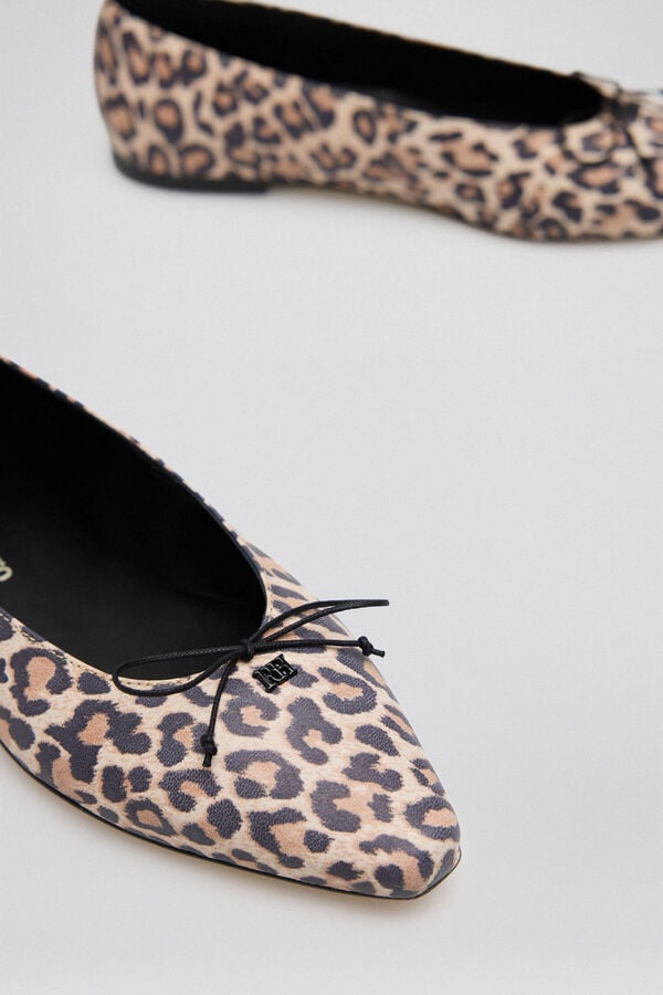 Pedro del Hierro bailarina animal print Gris