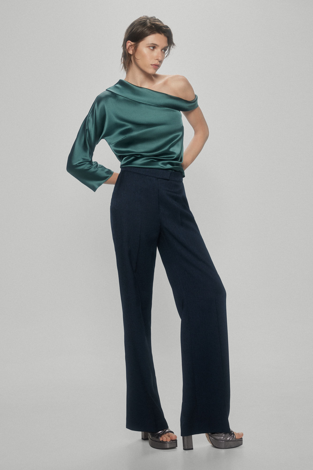 Pedro del Hierro Top asim&eacute;trico