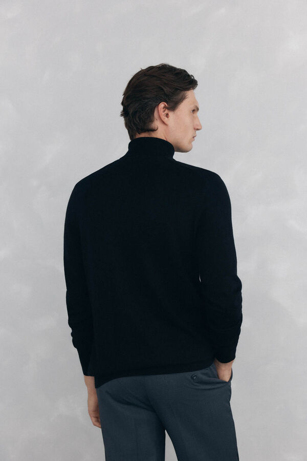 Pedro del Hierro Jersey cuello cisne Negro