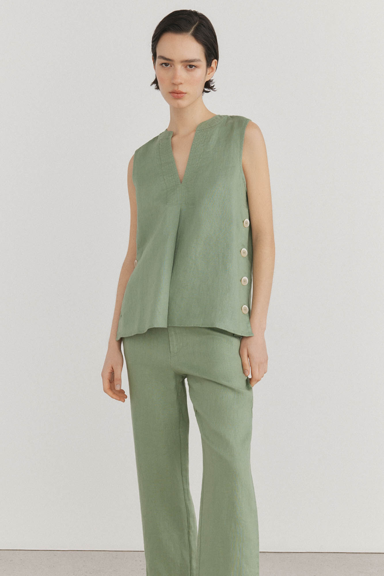 Pedro del Hierro Top de lino detalle botones