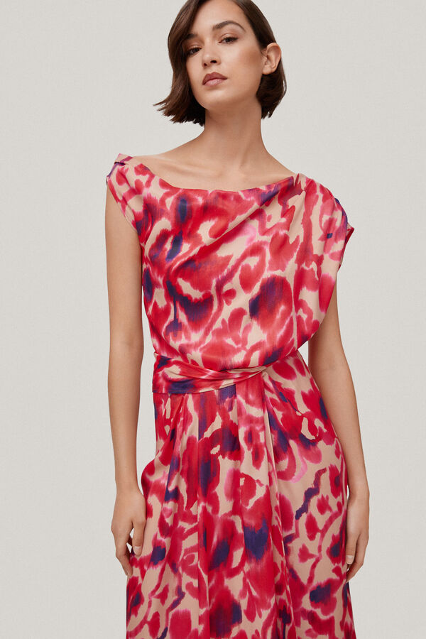 TFP by Tamara Falc&oacute; LUCIA. Top asimetrico P&uacute;rpura