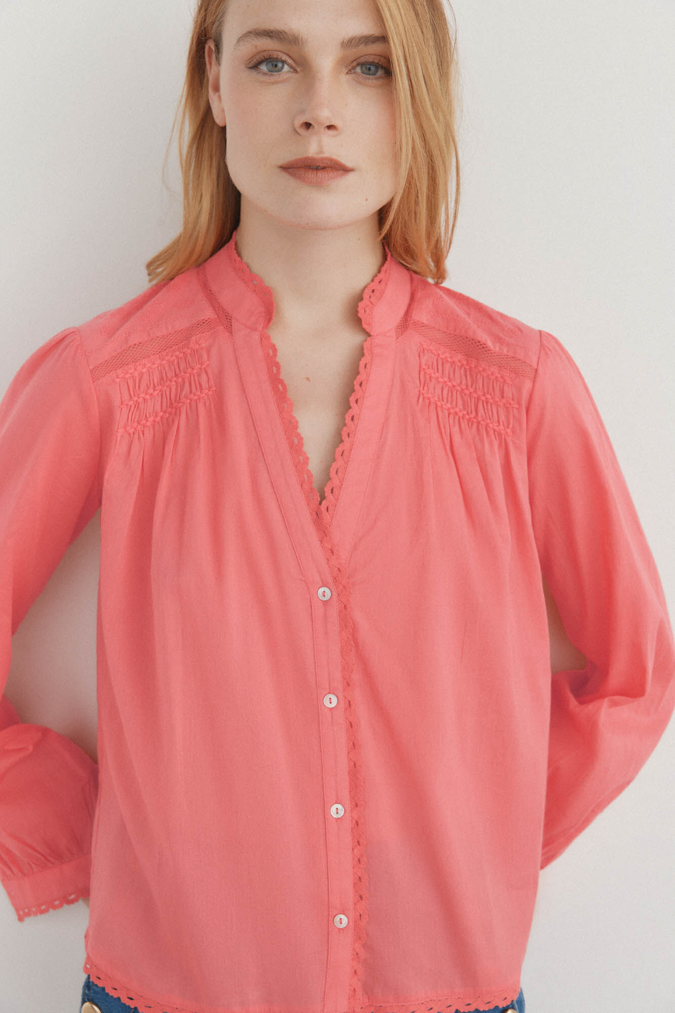 Pedro del Hierro Blusa rom&acirc;ntica bordados