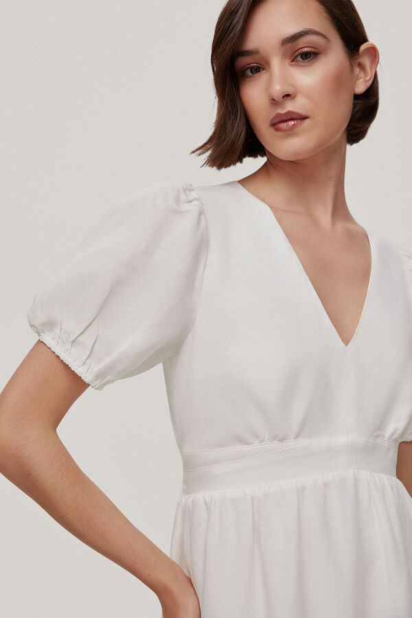 TFP by Tamara Falc&oacute; VERONICA. VESTIDO ESCOTE ESPALDA. Branco