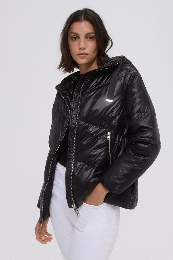 Pedro del Hierro Parka corta capucha Negro