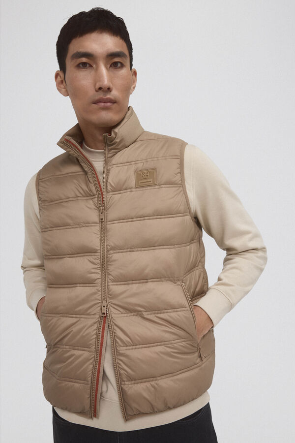 Pedro del Hierro Colete ultraleve imperme&aacute;vel Beige