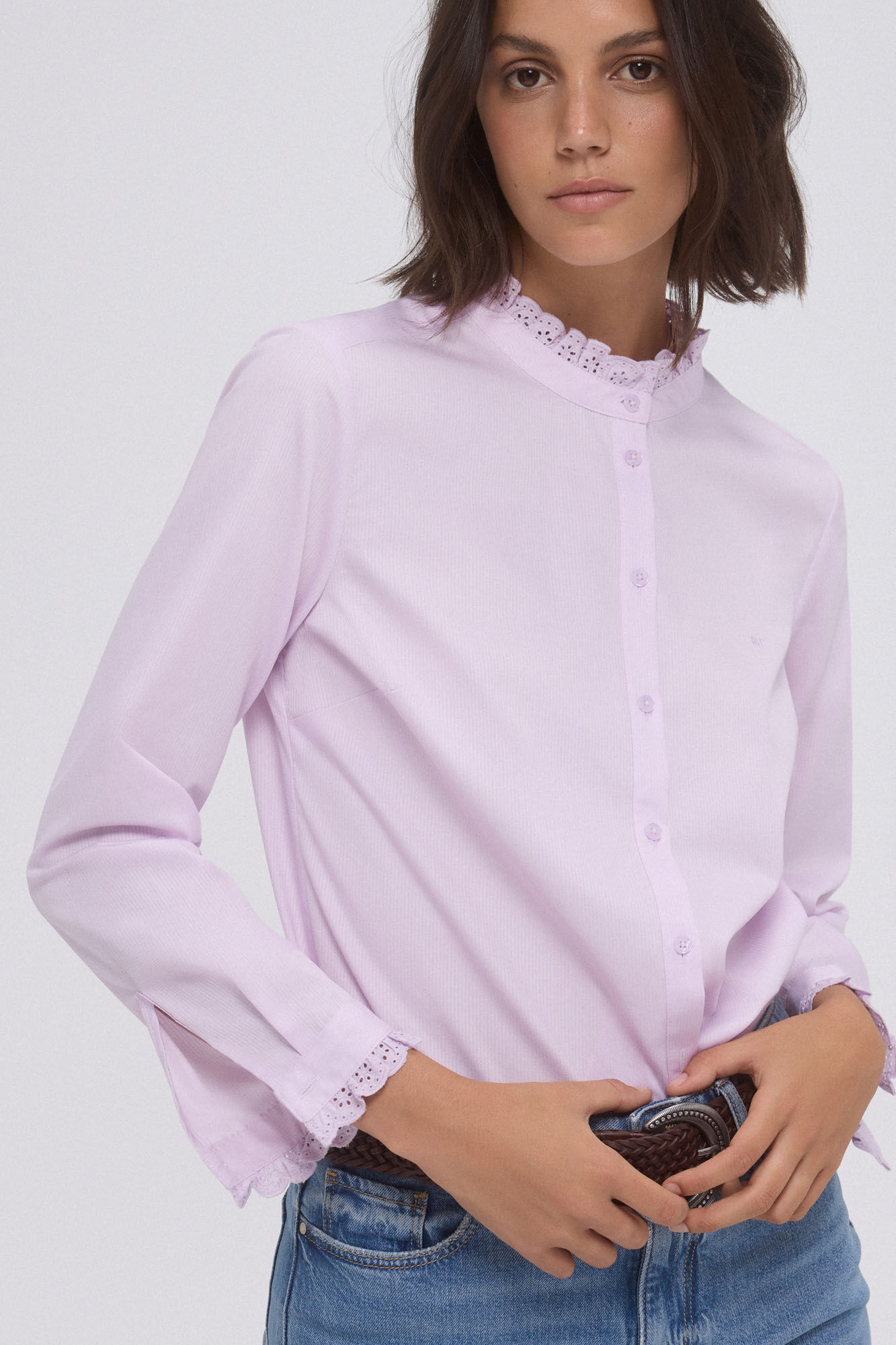 Pedro del Hierro Camisa b&aacute;sica com detalhe de babados bordados