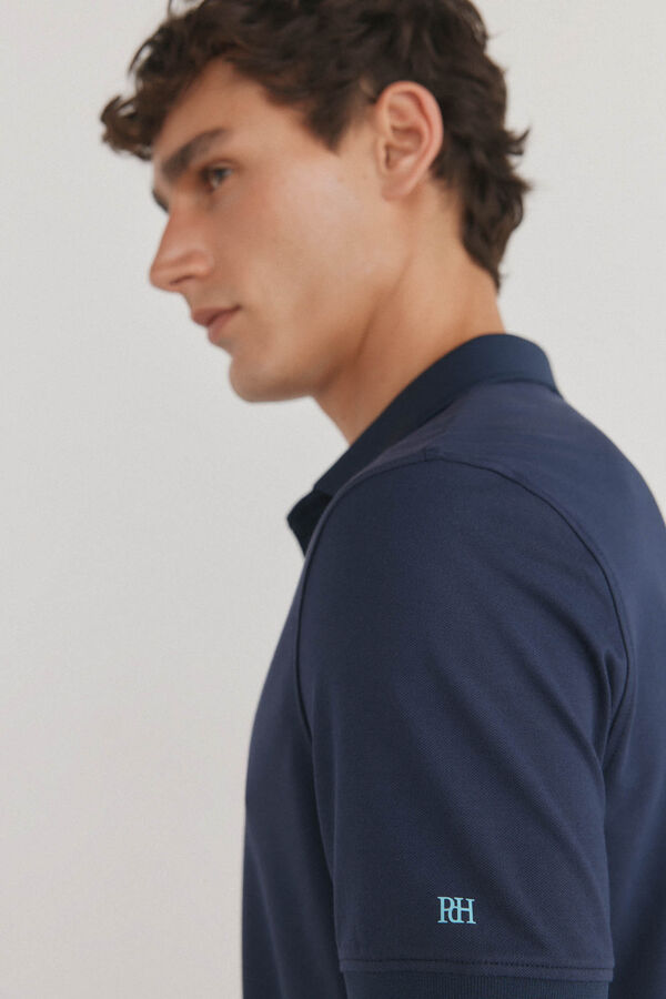 Pedro del Hierro P&oacute;lo t&eacute;cnico Azul
