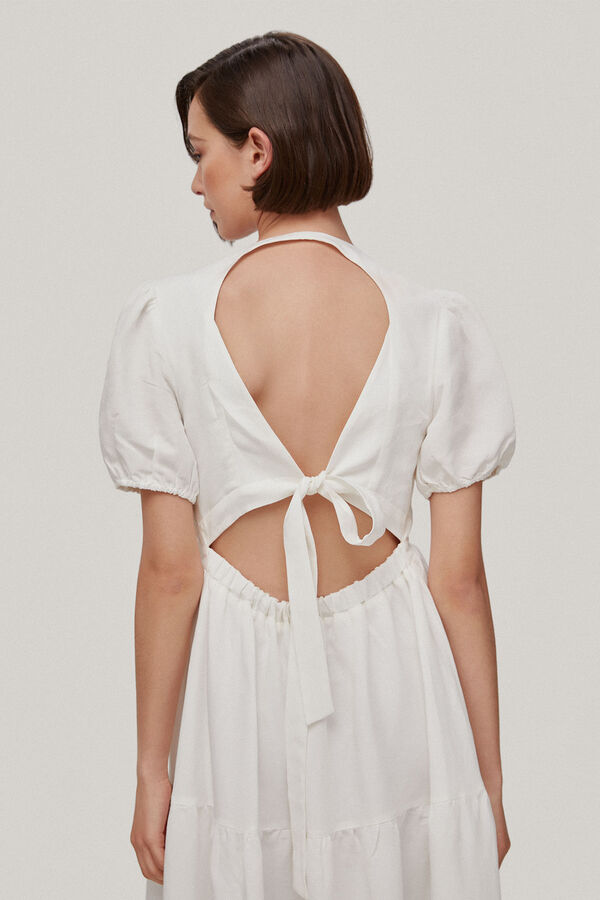 TFP by Tamara Falc&oacute; VERONICA. VESTIDO ESCOTE ESPALDA. Branco