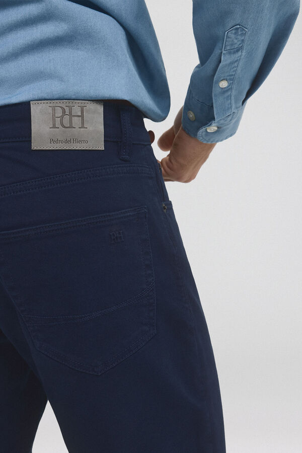 Pedro del Hierro Pantal&oacute;n 5 bolsillos color premium flex slim fit Azul