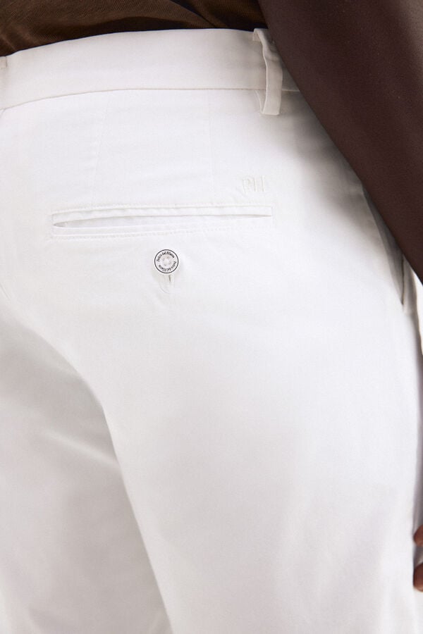 Pedro del Hierro Bermuda chino regular Branco