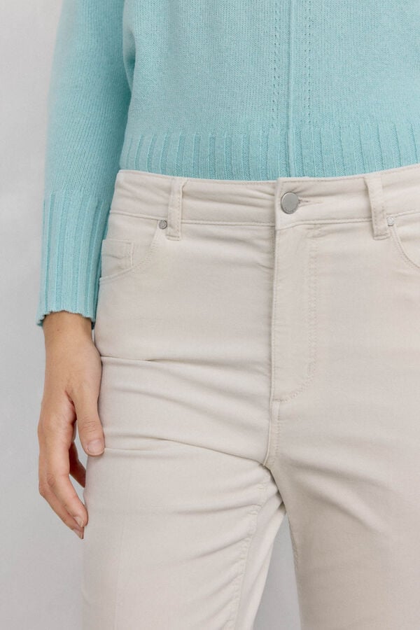 Pedro del Hierro Cal&ccedil;a flare de veludo cropped Ecru