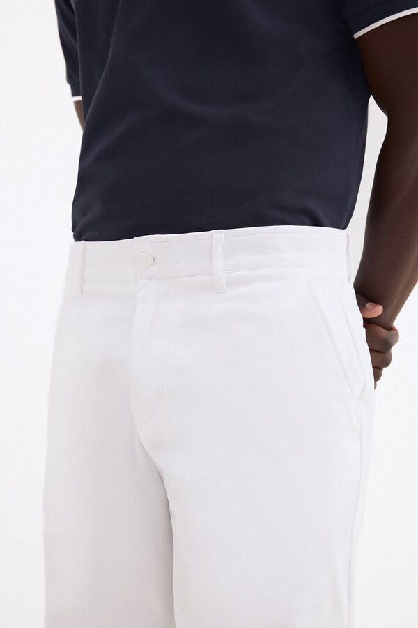 Pedro del Hierro Bermudas golf Branco