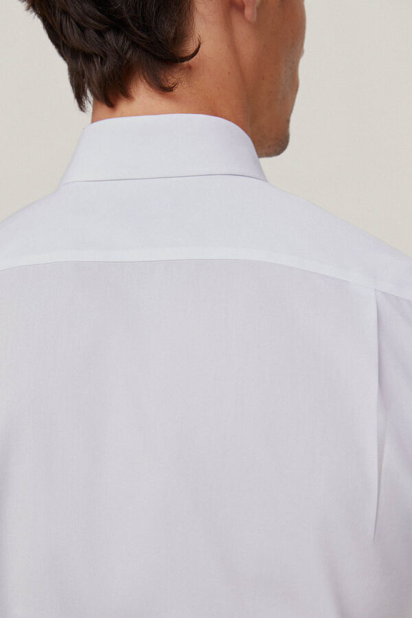 Pedro del Hierro Camisa social lisa em popelina non-iron e resistente a n&oacute;doas Branco