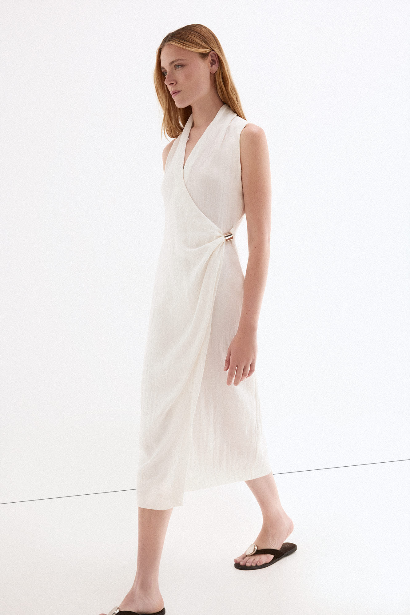 Pedro del Hierro Vestido efecto cruzado pieza dorada