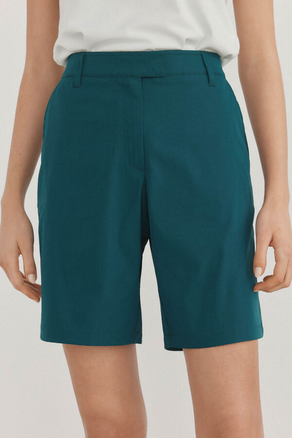 Pedro del Hierro Bermuda golf Verde