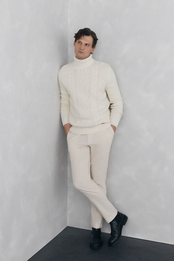 Pedro del Hierro Jersey lana cables cuello alto Crudo