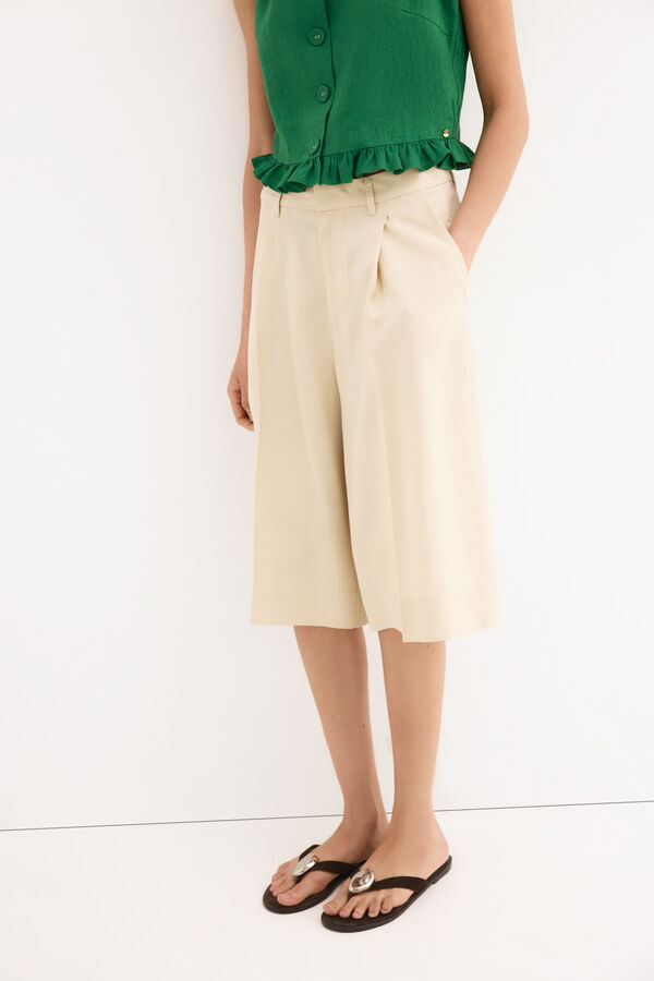 Pedro del Hierro Bermuda comprida de linho Beige