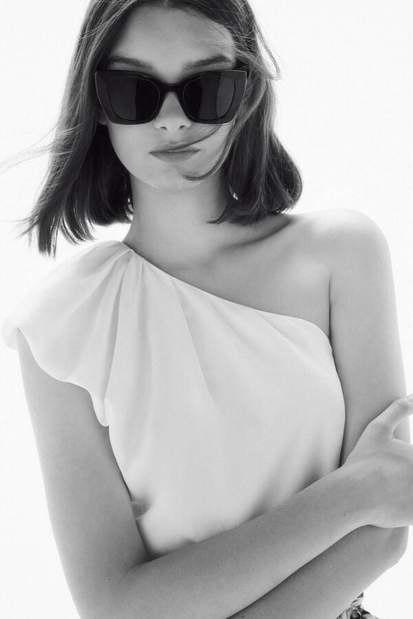 TFP by Tamara Falc&oacute; Top assim&eacute;trico Ecru