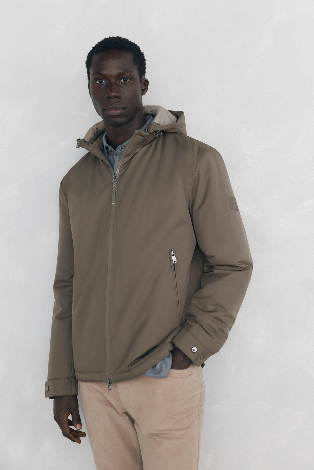 Pedro del Hierro Jaqueta com fecho-&eacute;clair e capuz