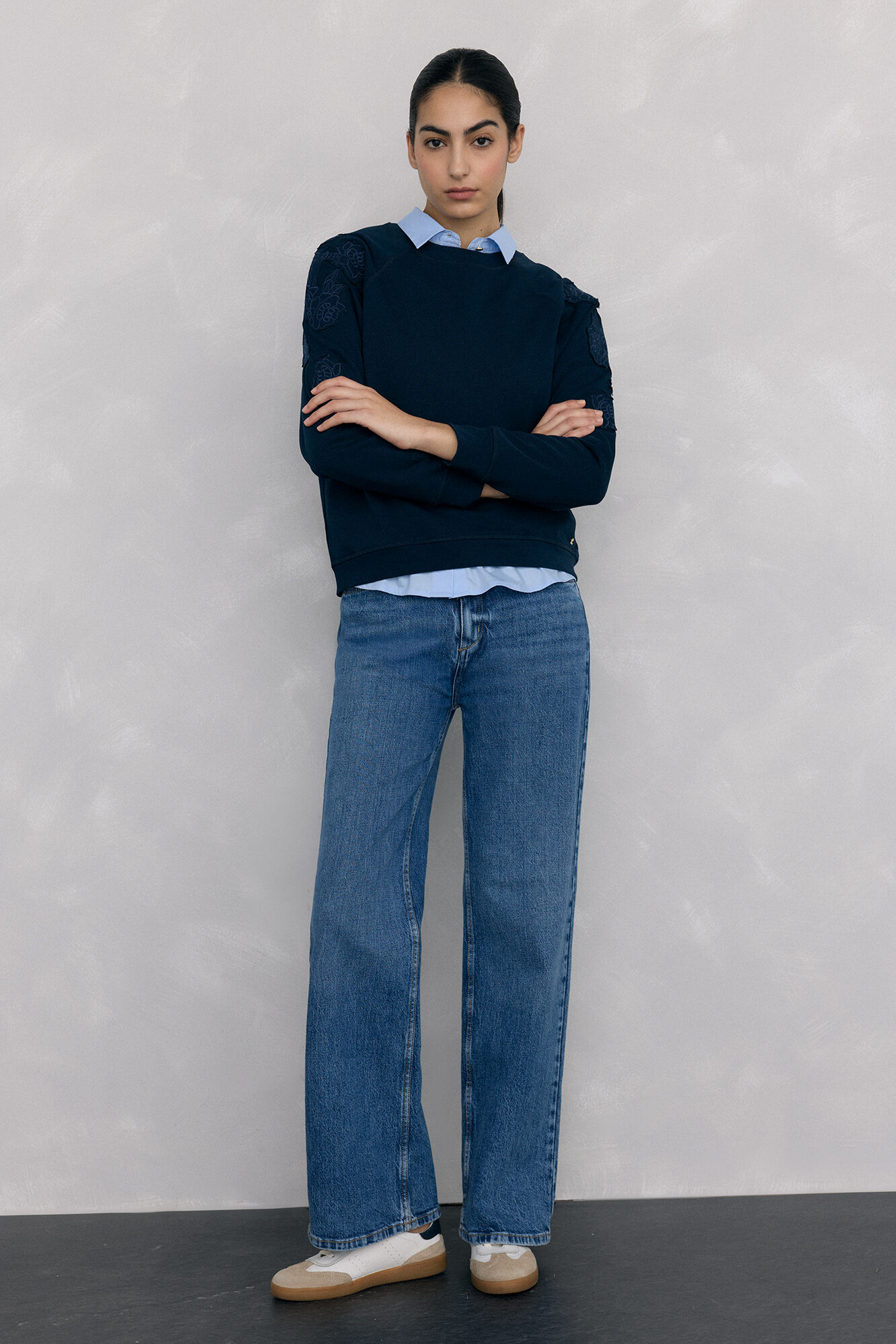 Pedro del Hierro Sudadera bordados flores