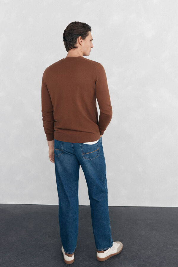 Pedro del Hierro Jersey cuello pico Marr&oacute;n
