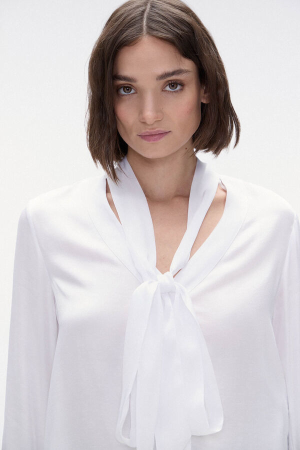 TFP by Tamara Falcó Blusa satén con lazada Crudo