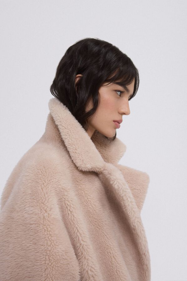 TFP by Tamara Falcó Abrigo de pelo Blanco