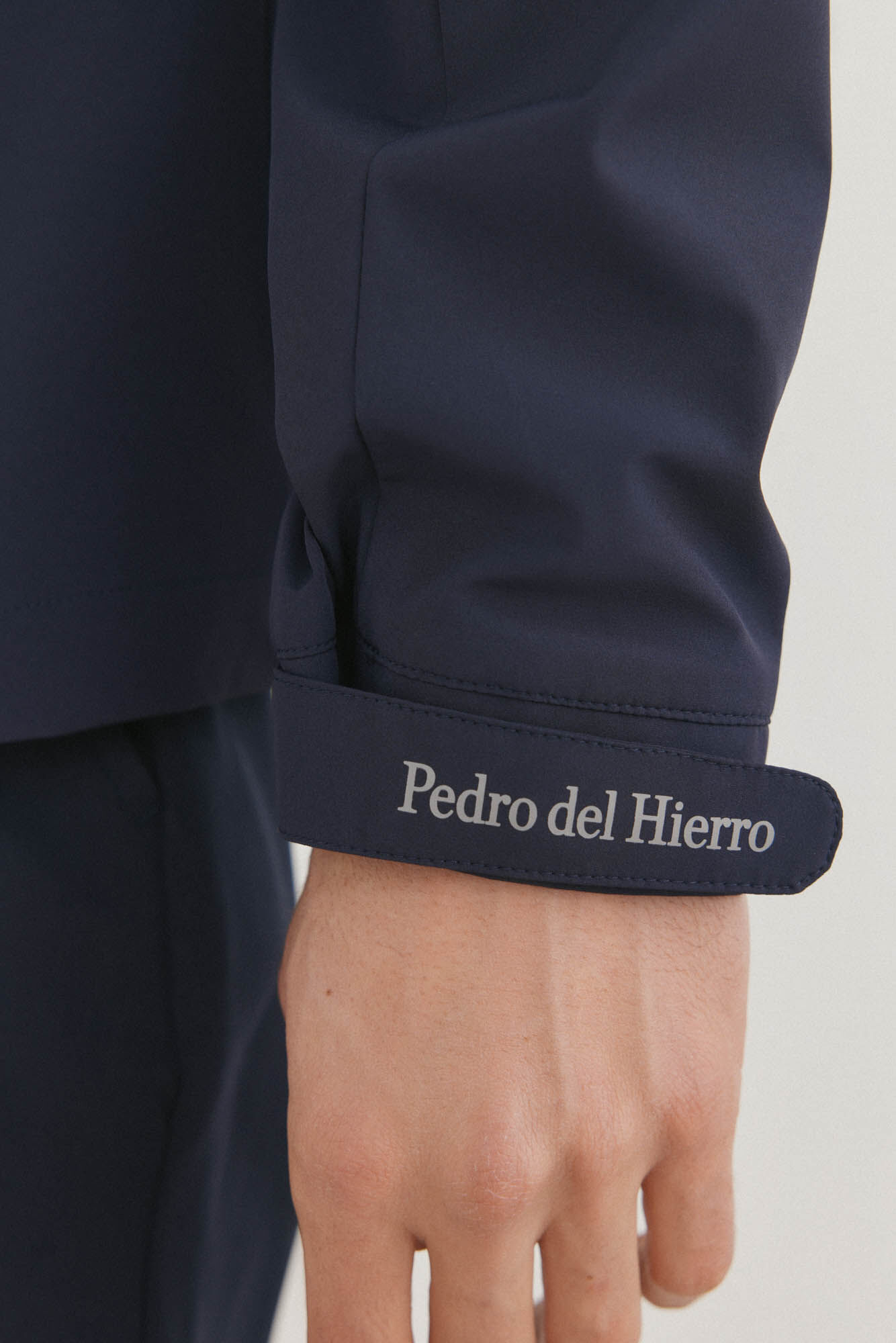 Pedro del Hierro Cortavientos bicolor golf