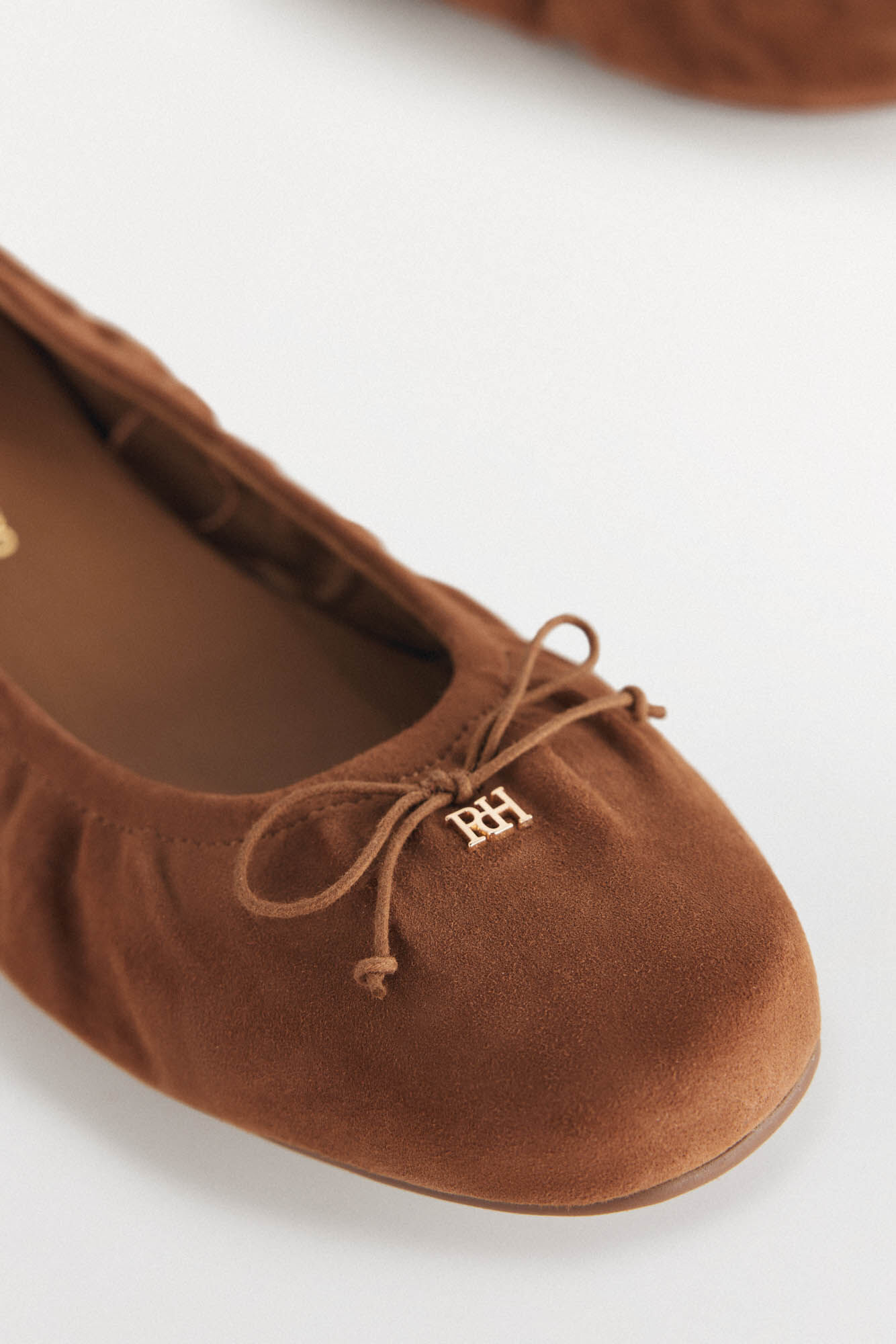 Pedro del Hierro Bailarina fruncida con lazo