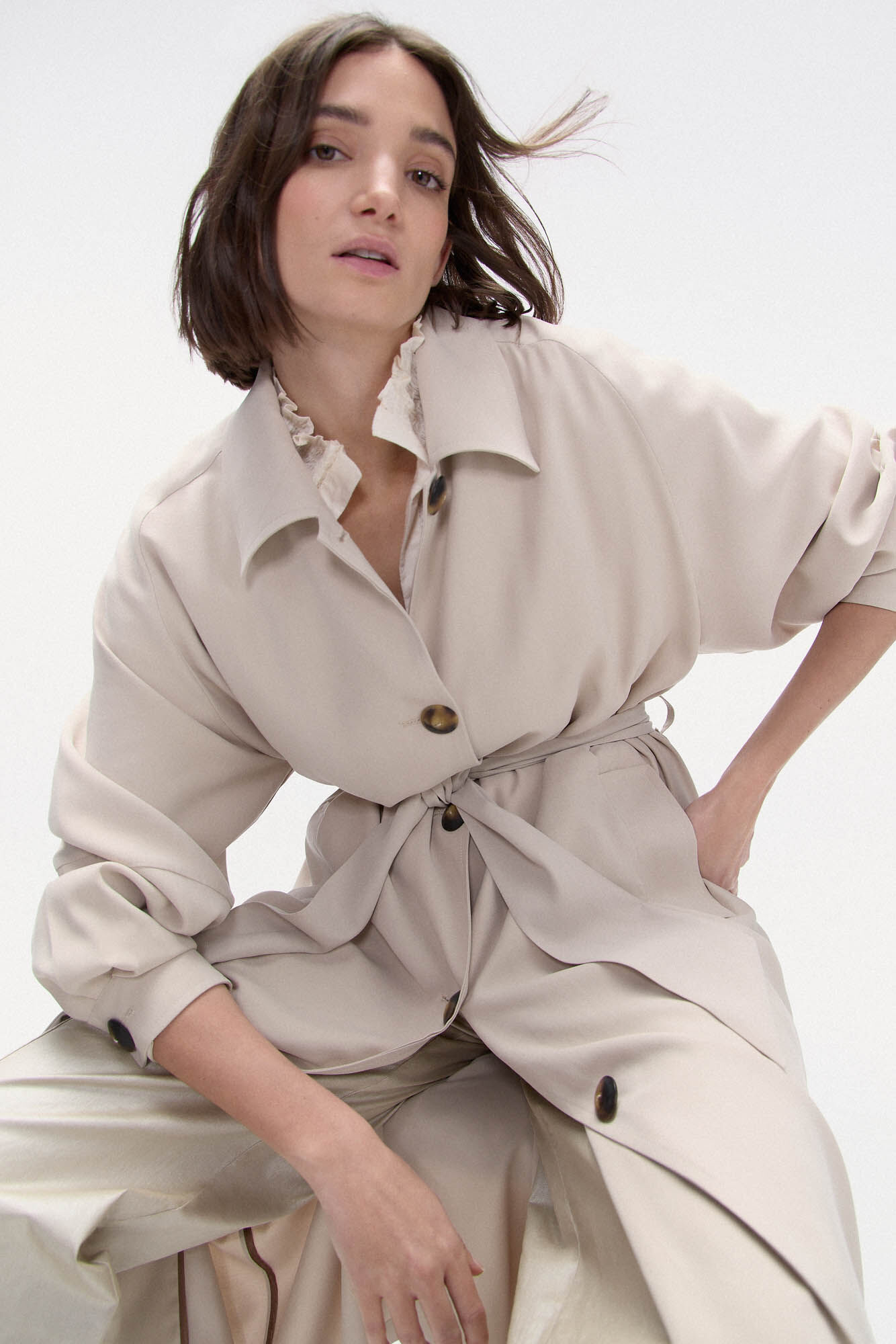 TFP by Tamara Falc&oacute; Gabardina fluida