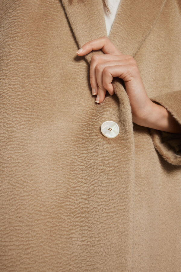 TFP by Tamara Falc&oacute; Abrigo doble botonadura Beige