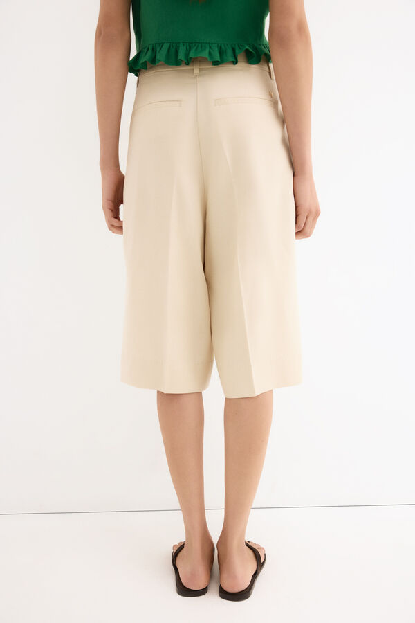 Pedro del Hierro Bermuda comprida de linho Beige