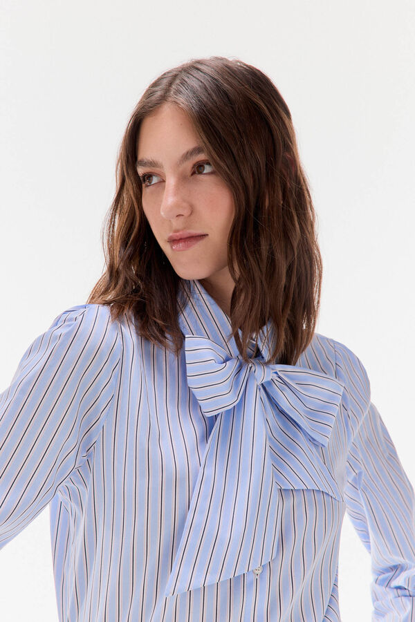 TFP by Tamara Falc&oacute; Camisa rayas lazo Azul