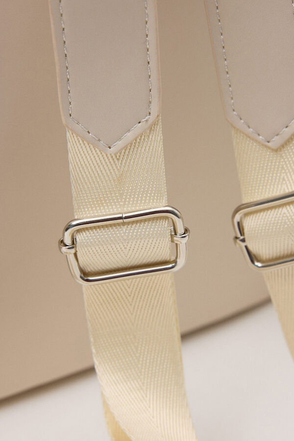 Inside Mochila marfil