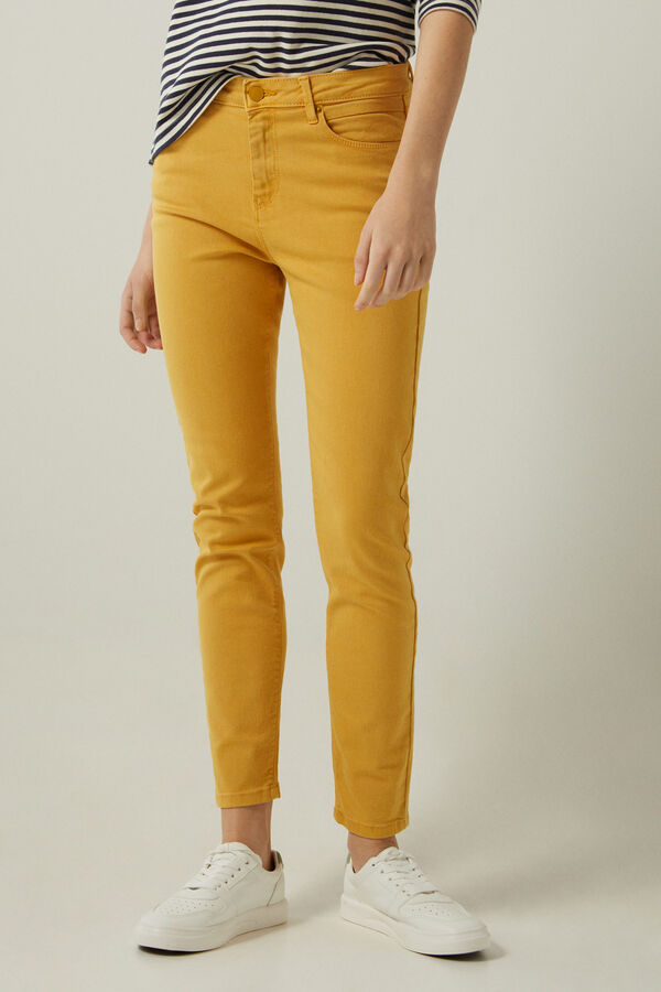 Springfield Pantalón Slim Cropped Color amarillo