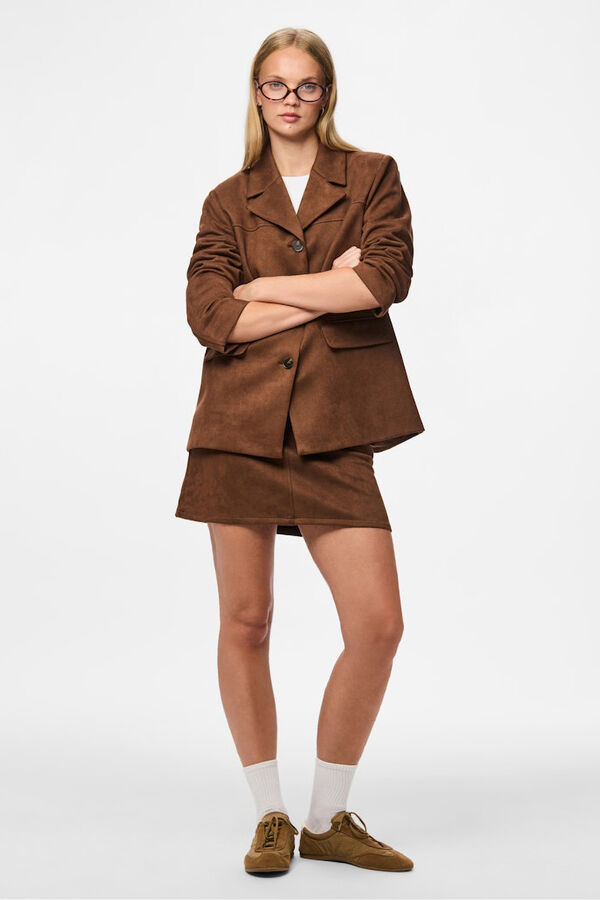 Pieces Saia curta camur&ccedil;a castanho